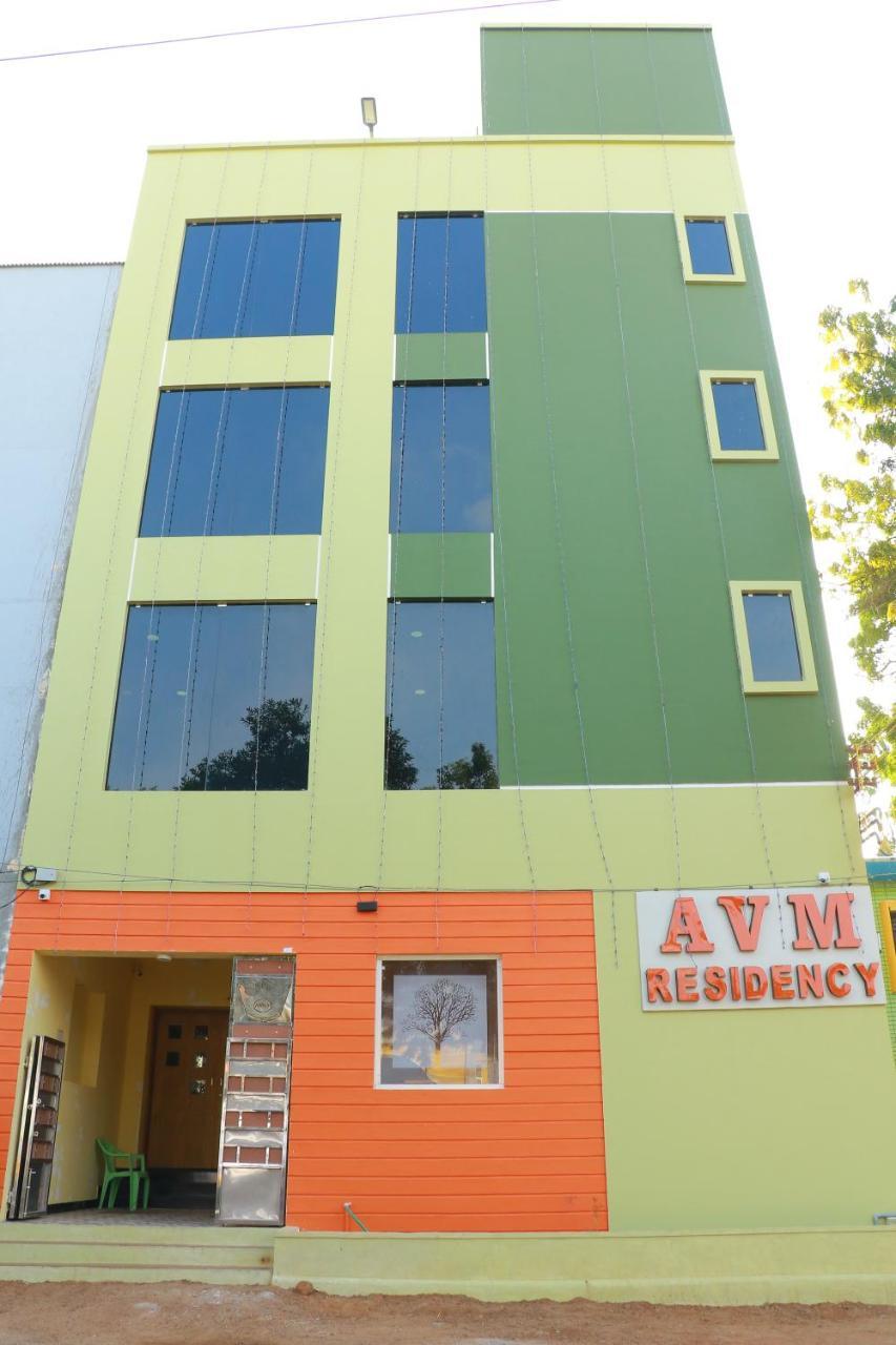Avm Residency Hotel Paramagudi Exterior photo